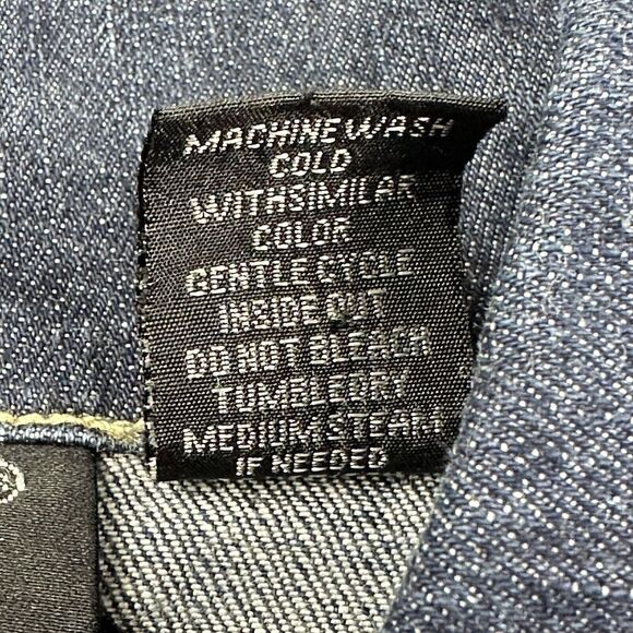 Studio West Denim Jean Jacket Womens M Blue Dark Wash Studded Western Trucker* - Picture 15 of 15